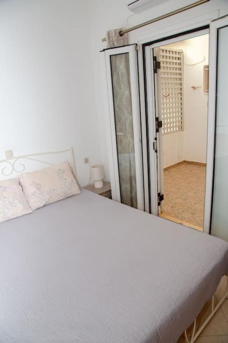 Εξοχη Και Θαλασσα Makrýgialos Exterior foto