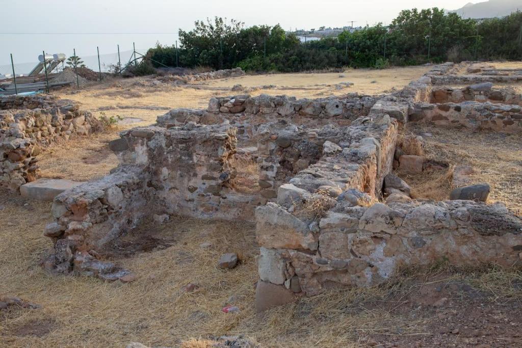 Εξοχη Και Θαλασσα Makrýgialos Exterior foto